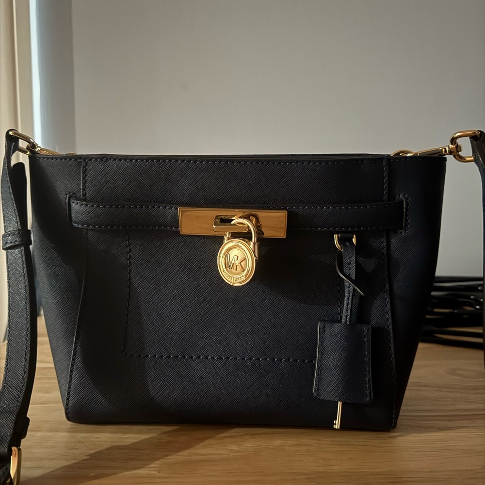 EUC- Michael Kors Blue Crossbody Bag